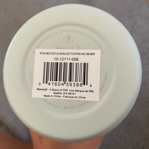 Stanley Iceflow Bottle - Picture 2 of 4